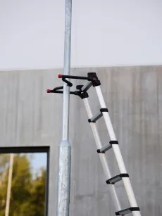 Uchwyt do drabin teleskopowych Prime Line i Rescue Line TELESTEPS 9215-101